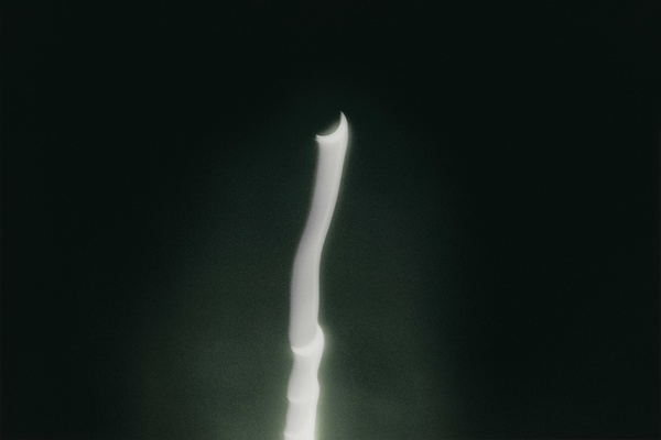 width=600